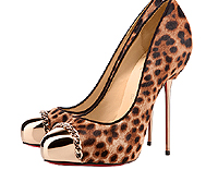  Zapatillas leopardo – Christian Louboutin 